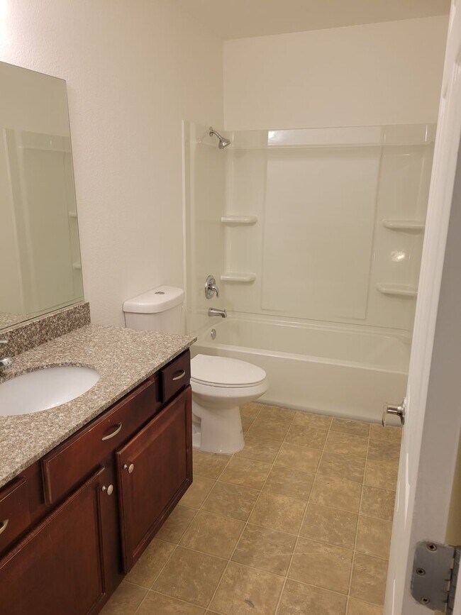 Building Photo - 5163 Indian River Dr