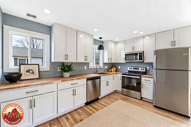 Building Photo - Newly Built Two-Story Home in North Asheville