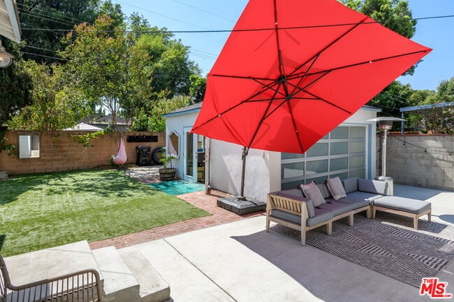 Building Photo - 6601 Rubio Ave