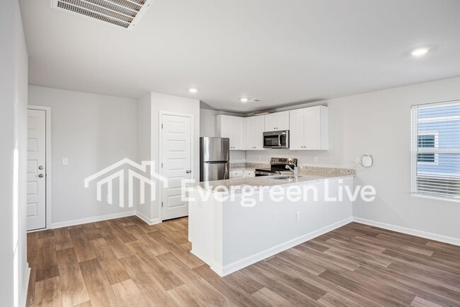 Building Photo - 1708 King Oaks Lp