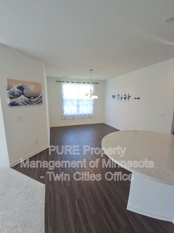 Building Photo - 4654 Schilling Way