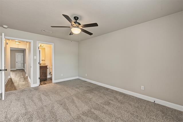 Building Photo - 3216 S Cherry Ln
