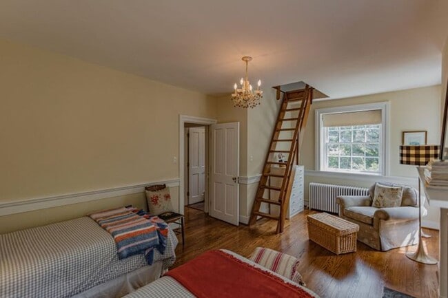 Building Photo - 501 Lime Kiln Rd