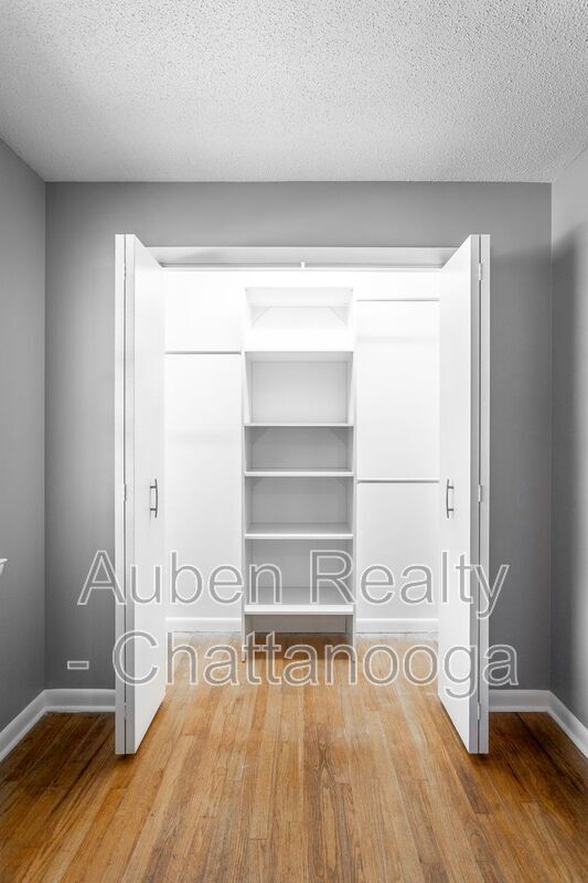 Building Photo - 1214 Helena Dr