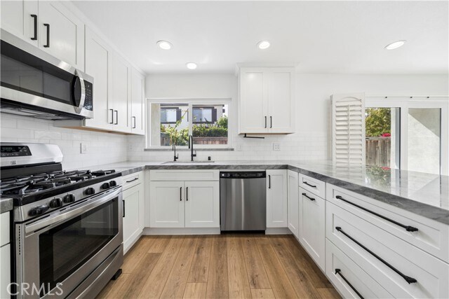 Building Photo - 2524 Elden Ave