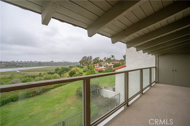 Building Photo - 633 Vista Bonita