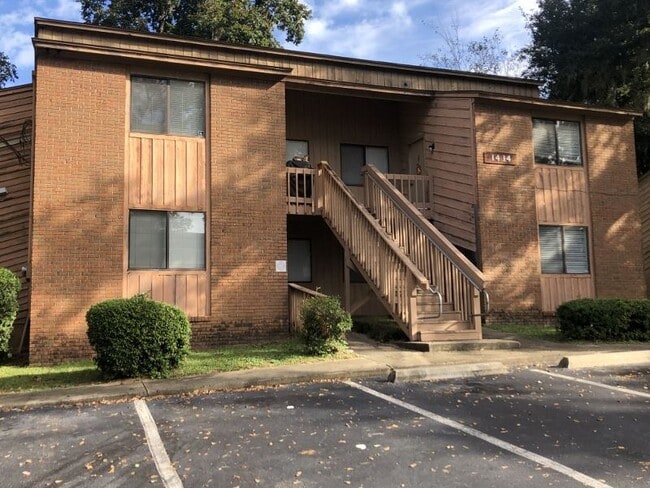 Primary Photo - 1414 Willow Bend Way