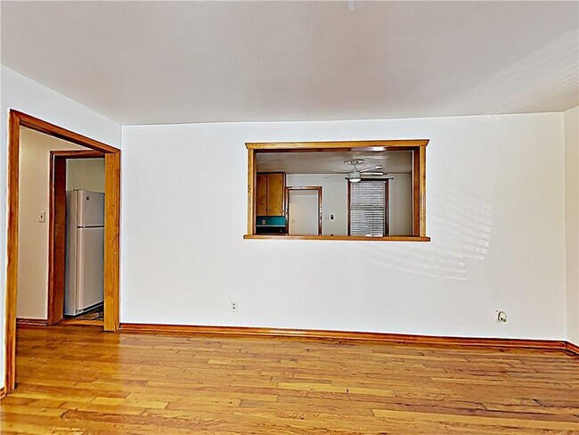 Building Photo - 5204 Berkman Dr