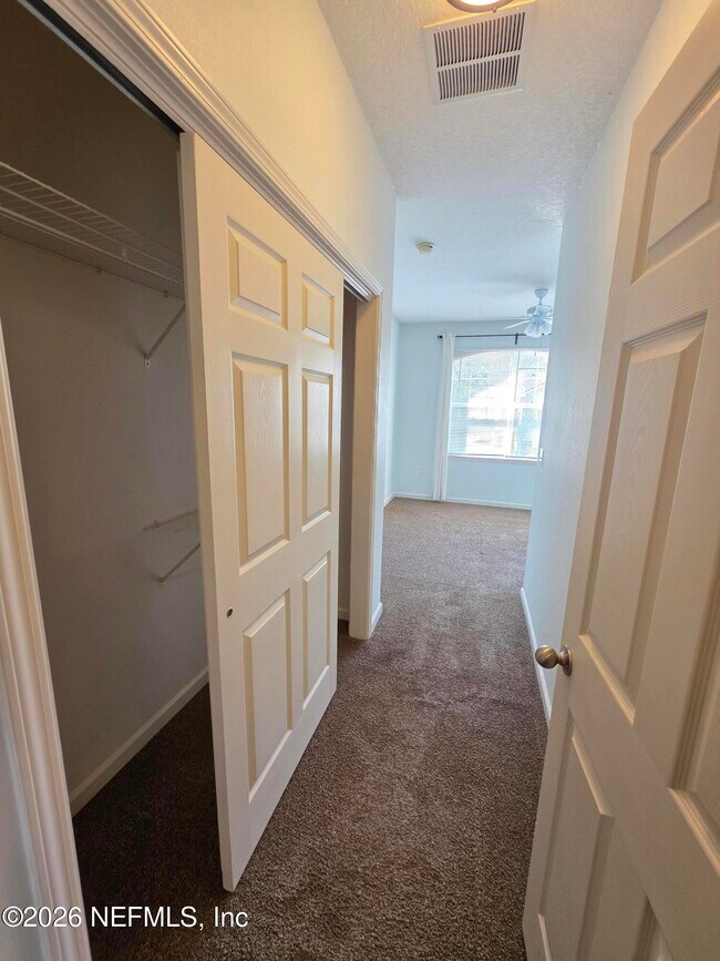 Building Photo - 5663 Greenland Rd