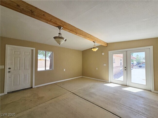 Building Photo - 713 N 18th St