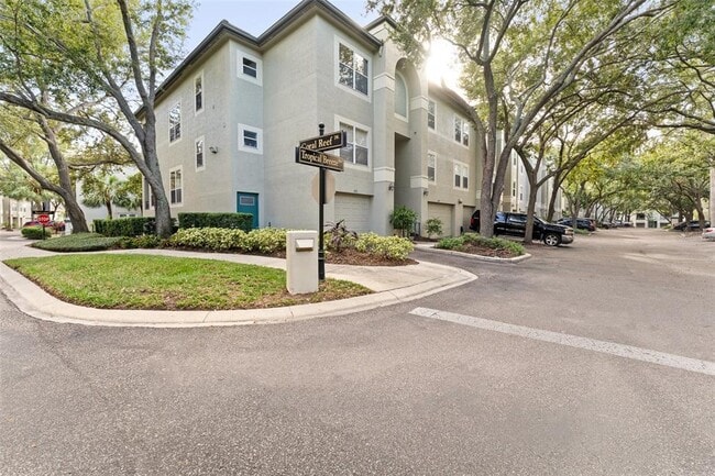 Building Photo - 625 Tropical Breeze Wy