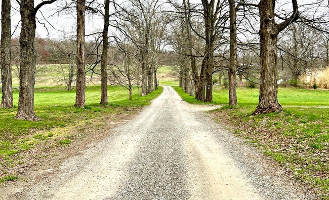 Building Photo - 2293 NY-9G