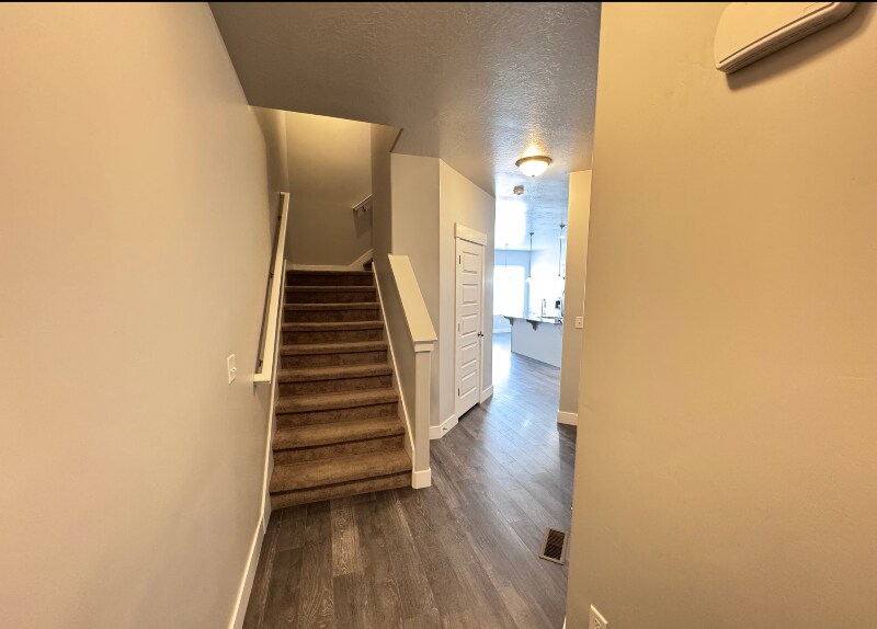 Building Photo - 14541 Juniper Shade Dr