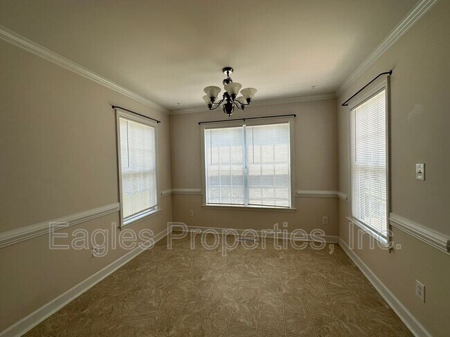 Building Photo - 110 Beatrice Dr