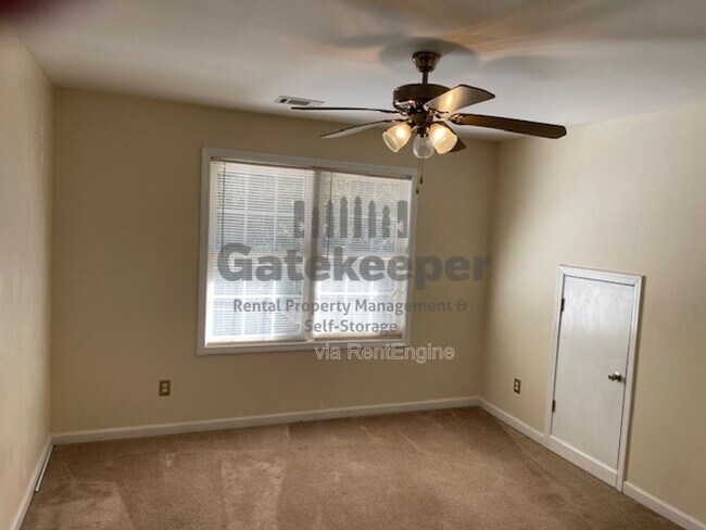 Building Photo - 145 Princeton Trce