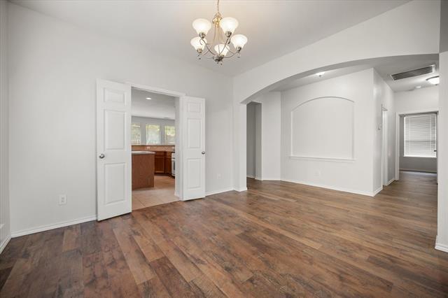 Building Photo - 4208 Glen Garden Dr