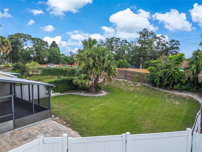 Building Photo - 1025 Wentworth Ct