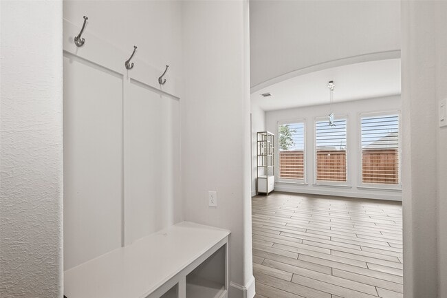 Building Photo - 12719 Hydeland Dr