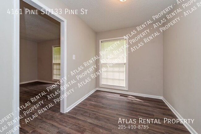 Building Photo - 4161 Pine St