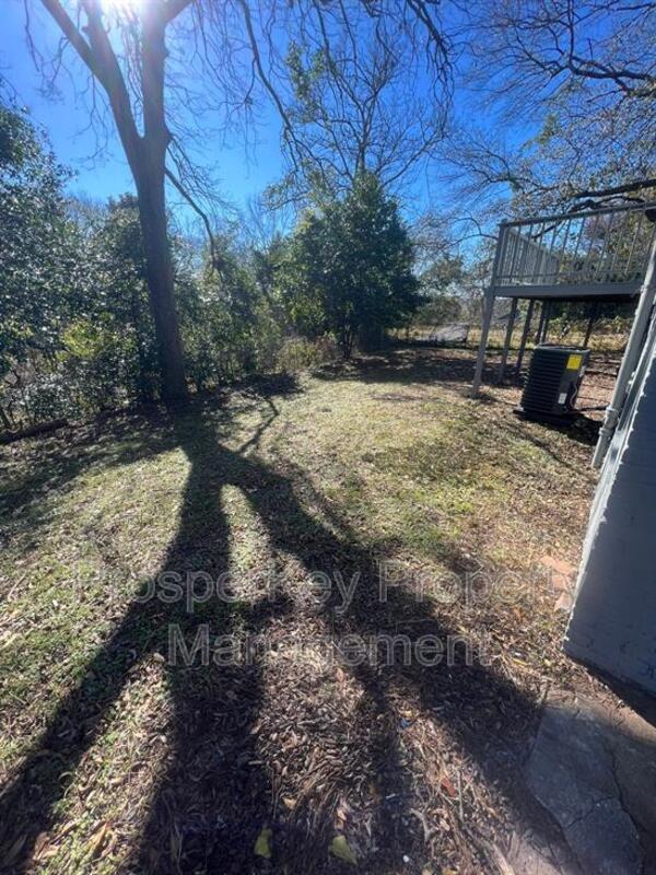 Building Photo - 1019 22nd St