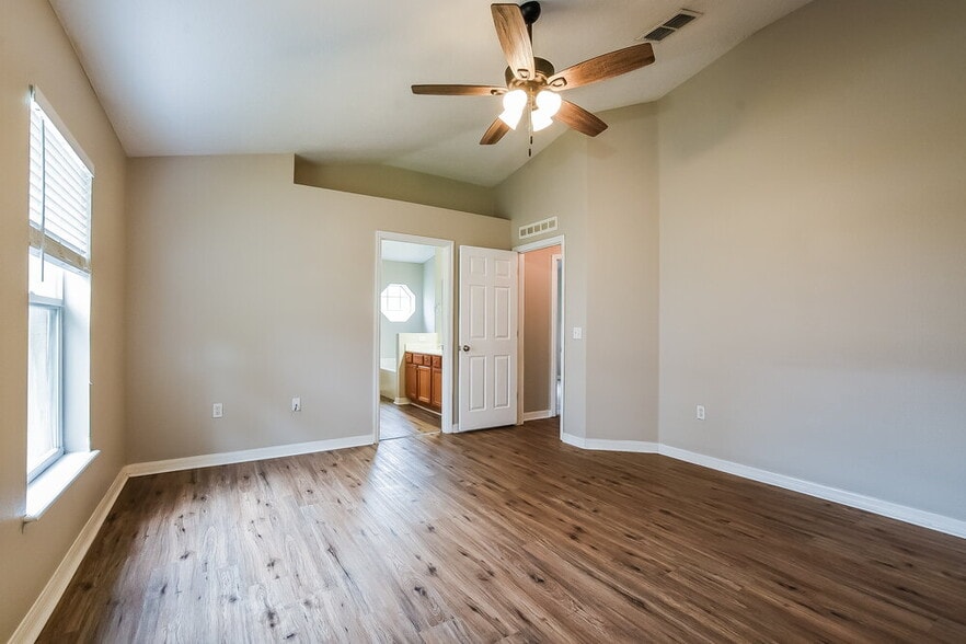 Building Photo - 1317 Welch Ridge Terrace
