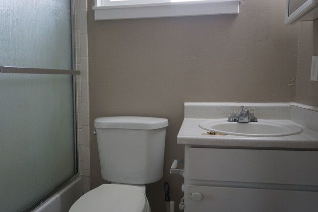 Building Photo - 3172 S 1855 W