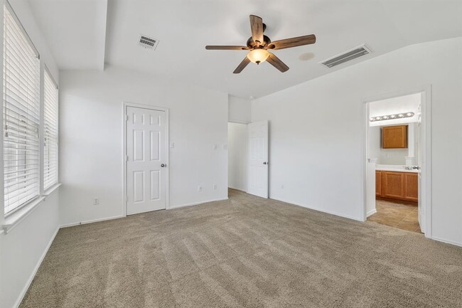 Building Photo - 1616 Kemah Dr