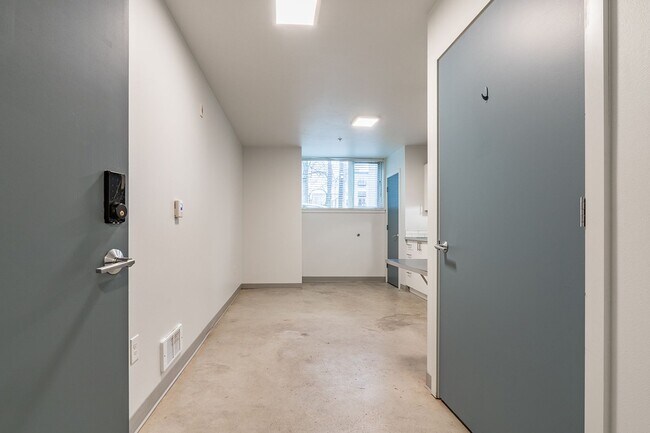 Interior Photo - Alcove First Hill - Efficient and Convenient Apartment in Alcove First Hill