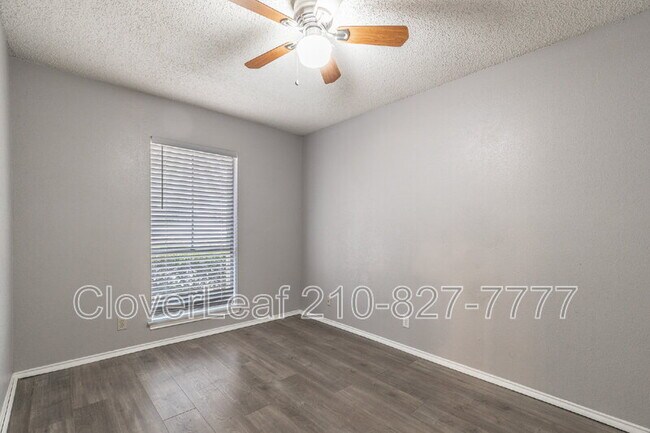 Building Photo - 5017 Cherry Tree Dr