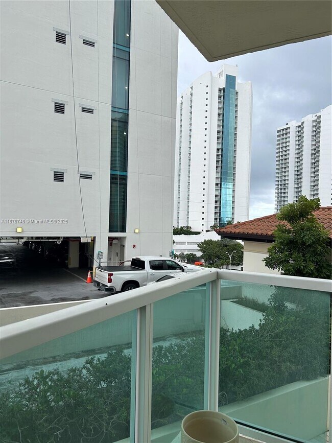Building Photo - 150 Sunny Isles Blvd