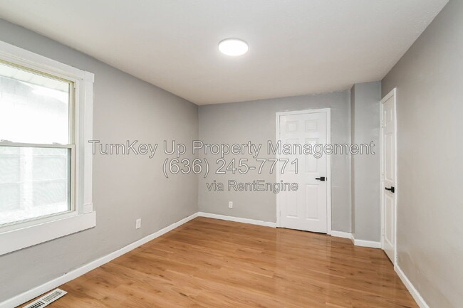 Building Photo - 3518 Maywood Ave