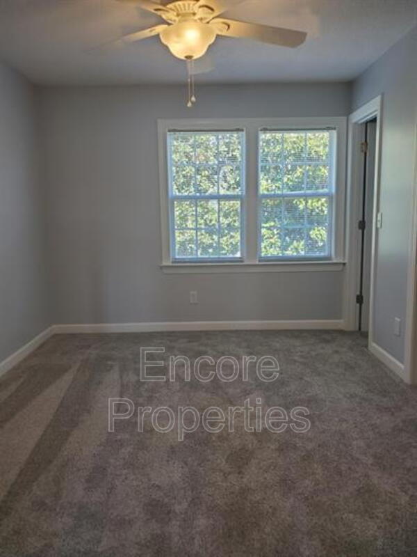 Building Photo - 1712 Stroll Cir