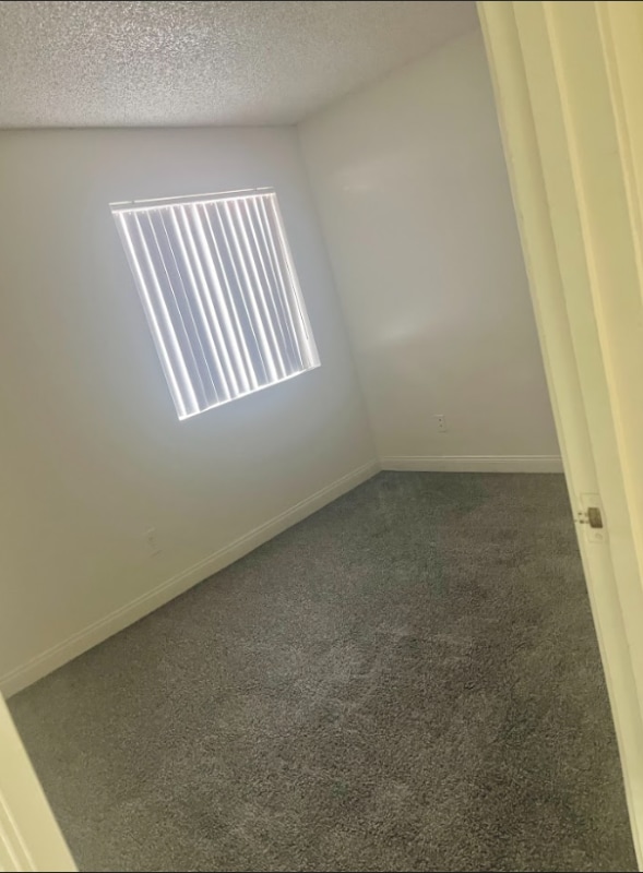 Building Photo - 1750 Karen Ave