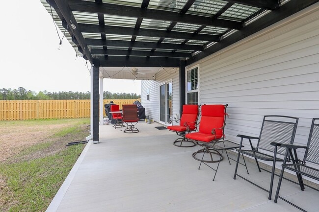 Building Photo - Brand new home in newly developed community, Onslow Bay