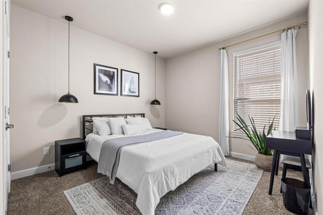 Building Photo - 5505 Cypress Pt Dr