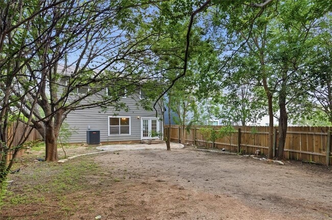 Building Photo - 10316 Garbacz Dr