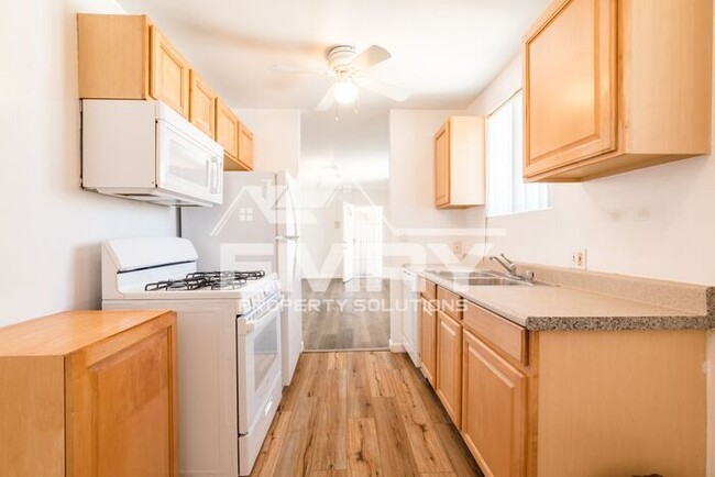 Building Photo - 2 Bed 1 Bath Home Pickford St Los Angeles ...