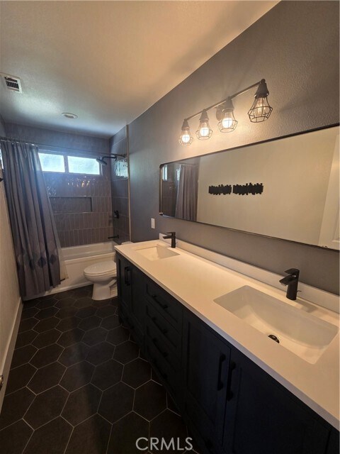 Building Photo - 20732 Broken Bit Dr