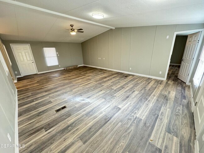 Building Photo - 241 Passmore Rd