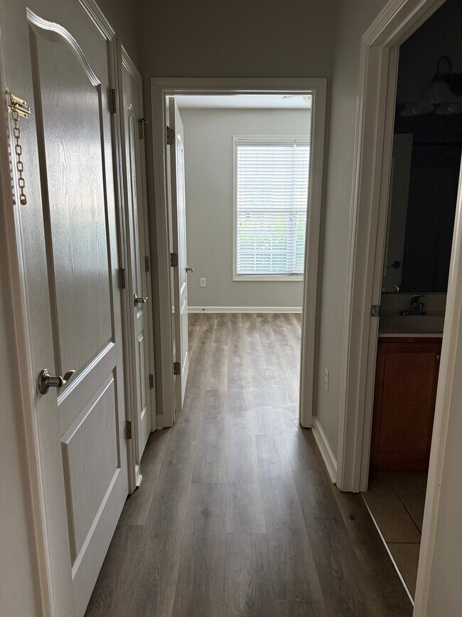 Building Photo - 2641 McArthur Landing Cir