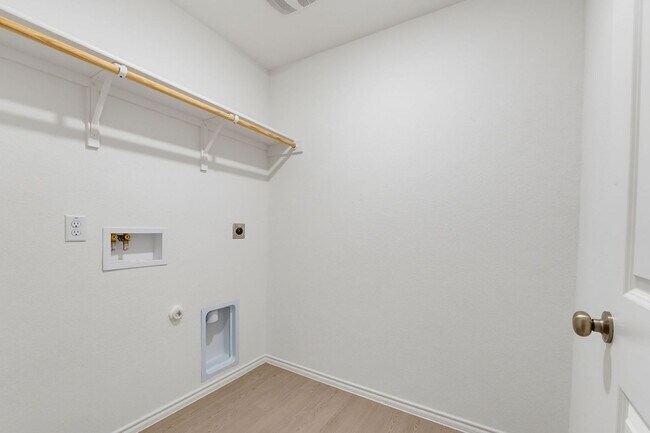 Building Photo - 216 Ayla Marie Cove
