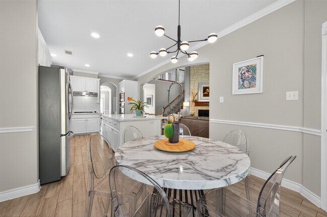 Building Photo - 25214 Evergreen Bend Dr