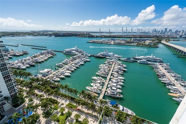 Building Photo - 450 Alton Rd