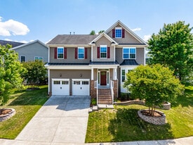 Building Photo - 900 Vandalia Dr