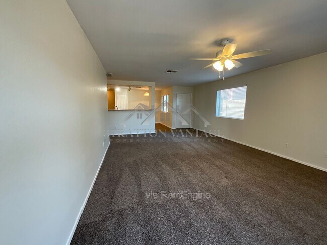 Building Photo - 25654 W Satellite Ln