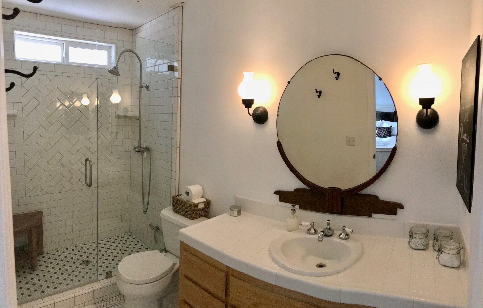 Master Bathroom - LOFT HOUSE, 19121-B Camino Vista Rd