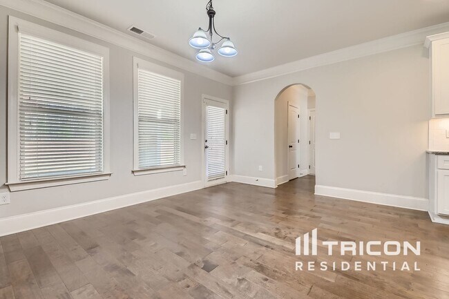 Building Photo - 273 Enfield Ln