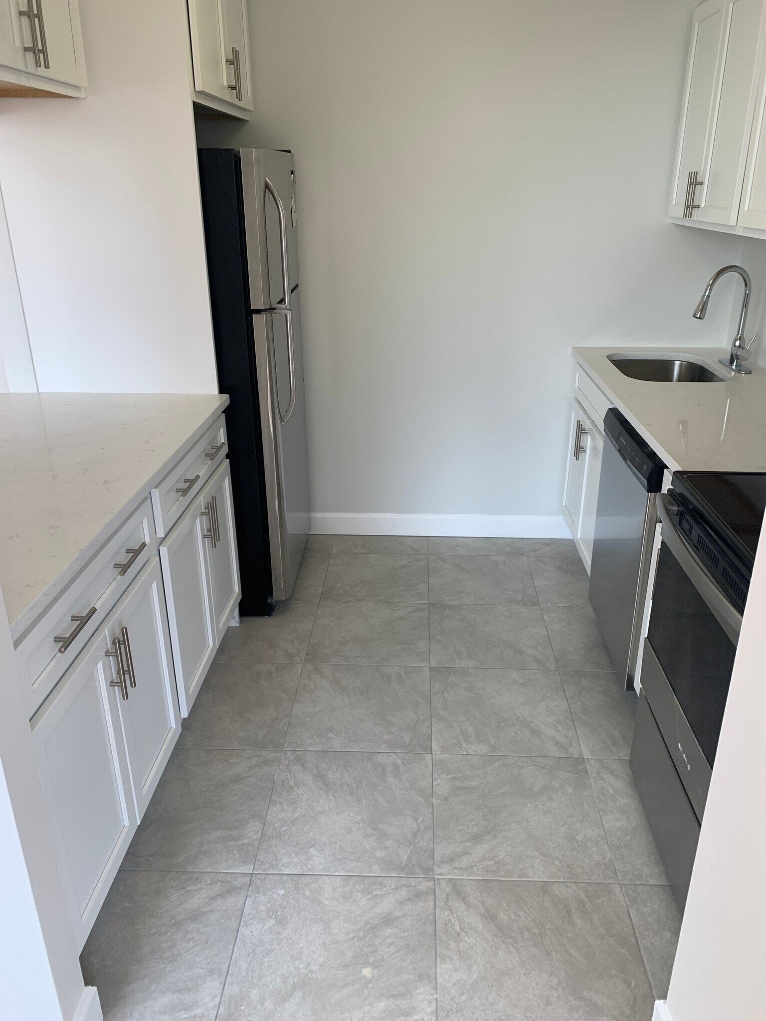 Building Photo - 111 Mulberry St