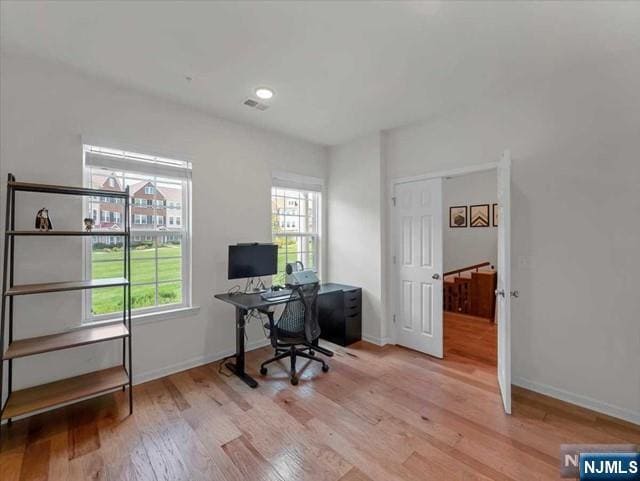 Building Photo - 12 Litchfield Ln