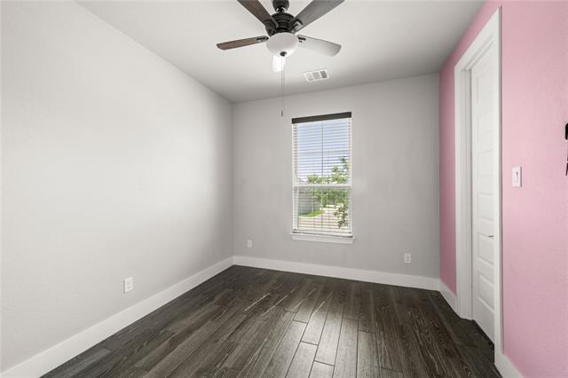 Building Photo - 912 Pearl Pl